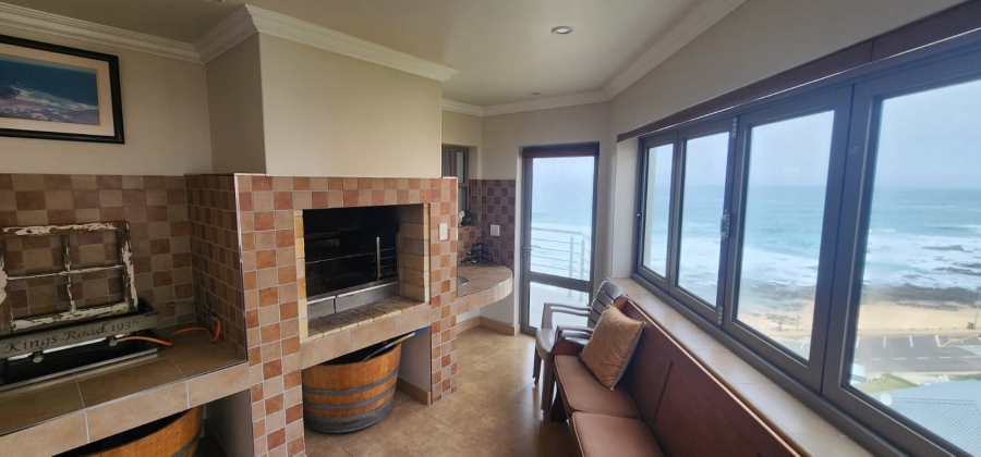 6 Bedroom Property for Sale in Herolds Bay Western Cape